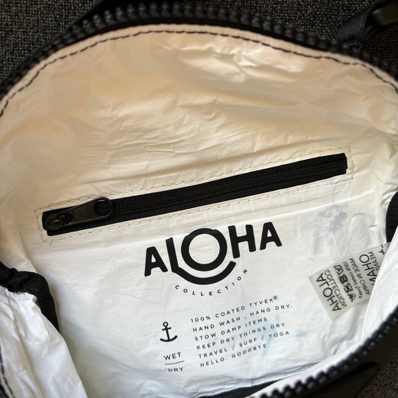 Aloha Collection mini hip pack - Picture 3 of 4
